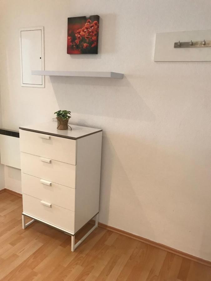 Studio & Apartments Near Reumannplatz Vienna Esterno foto