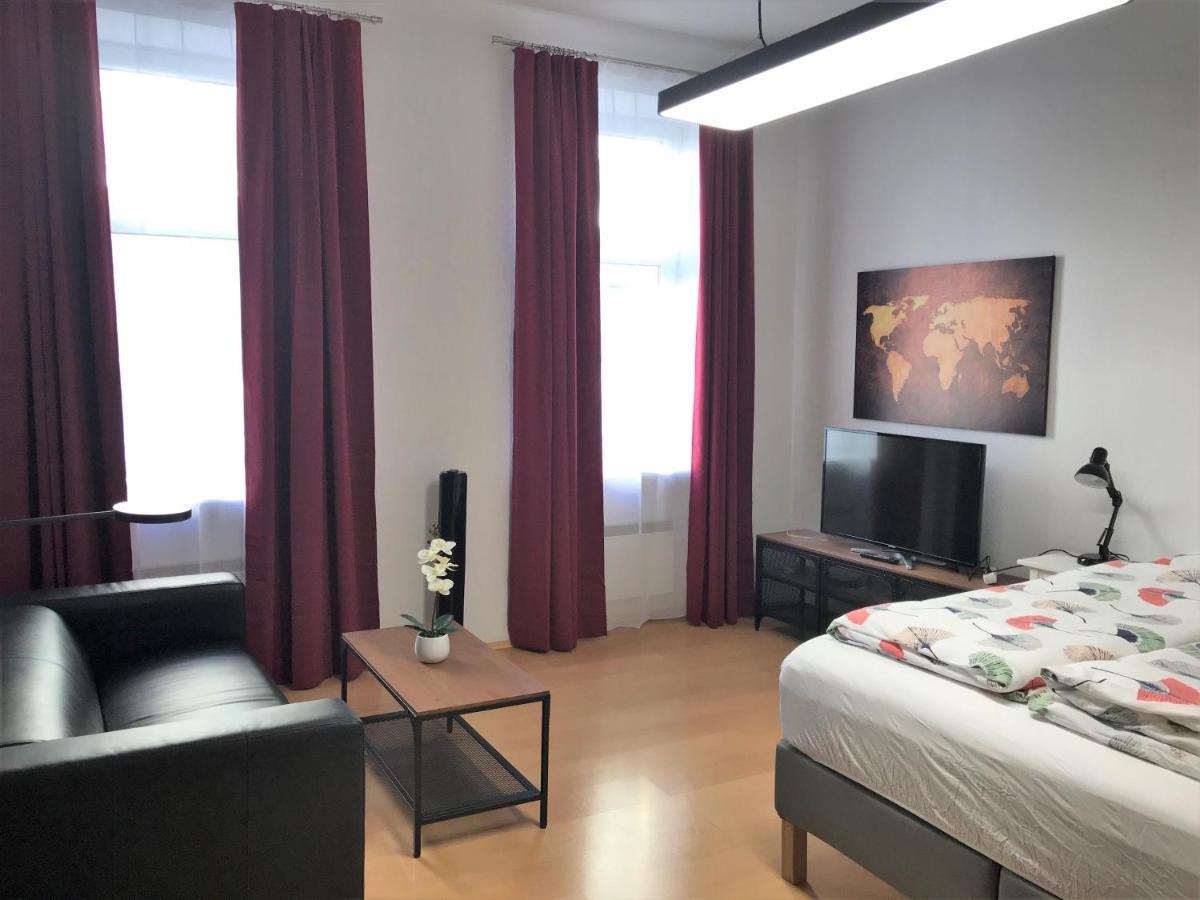 Studio & Apartments Near Reumannplatz Vienna Esterno foto