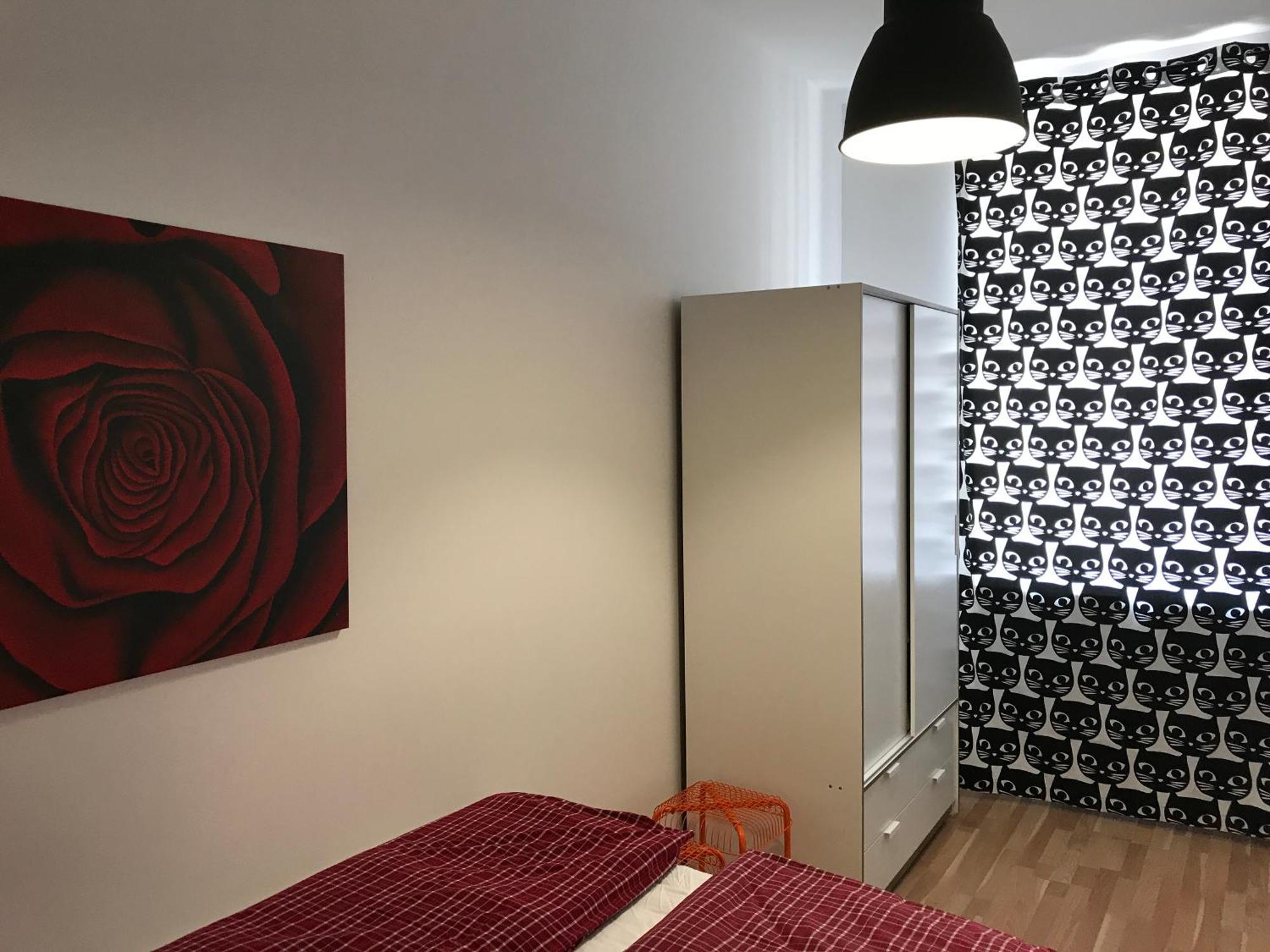 Studio & Apartments Near Reumannplatz Vienna Esterno foto
